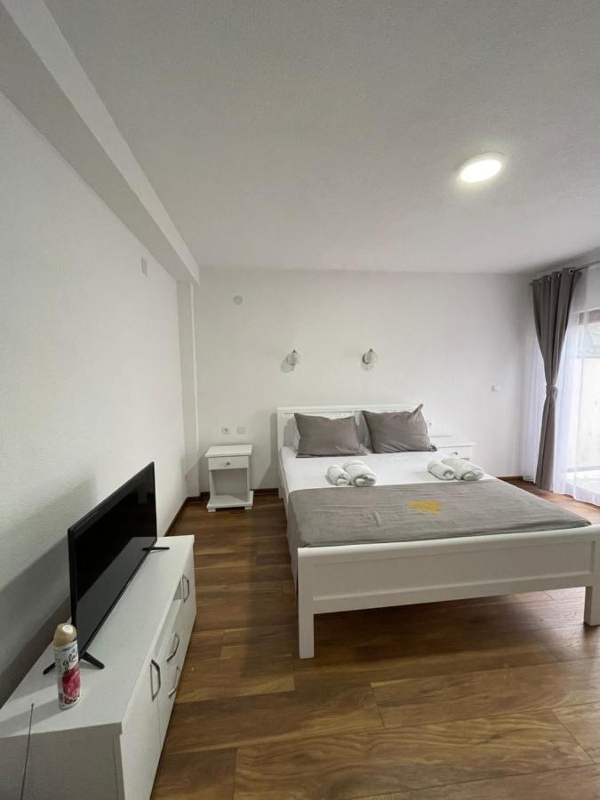 Hotel5E Plav Extérieur photo