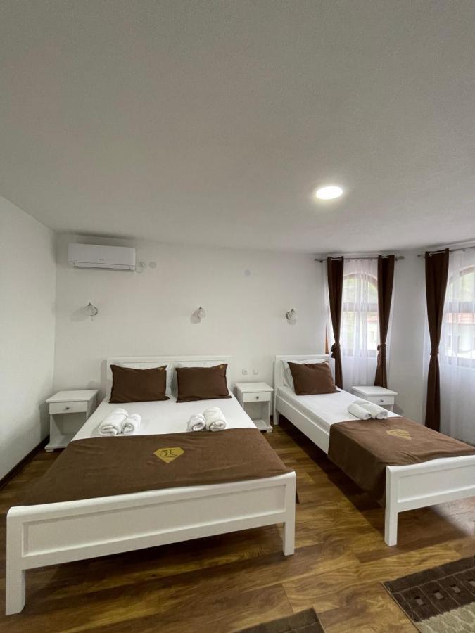 Hotel5E Plav Extérieur photo